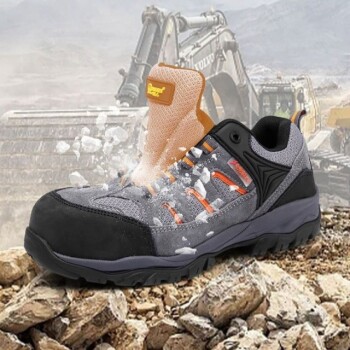 How to Choose Work Boot Upper Materials for Safety, Durability, and Job-Specific Demands
