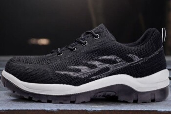 How to Choose Between Work and Safety Shoes: Aligning EN ISO Standards with Workplace Risks