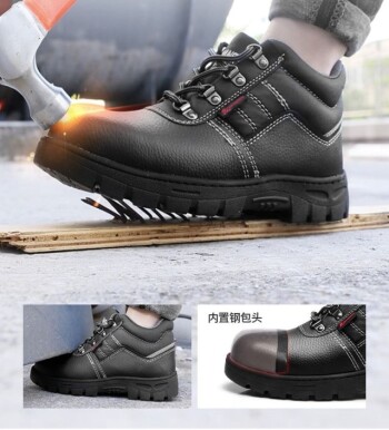 How Safety Boot Features Address Industry-Specific Workplace Hazards