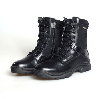How Tactical Footwear Combines Certified Safety and Ergonomic Design for Transport Workers