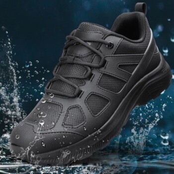 How to Choose Between Waterproof and Water-Resistant Boots: A Data-Driven Guide for Work and Outdoor Use