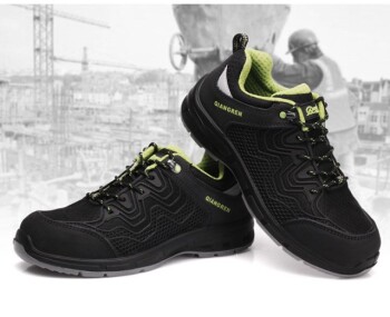 Comment les bottes de travail antidérapantes préviennent les blessures spécifiques à l'industrie et les risques de conformité