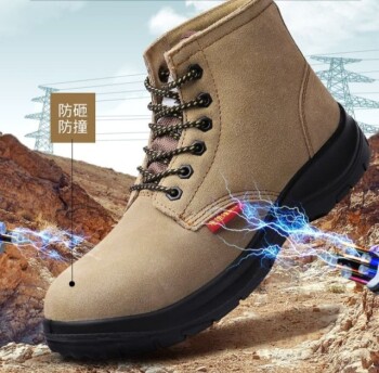 How Non-Conductive Materials in Safety Boots Meet Electrical Hazard Standards