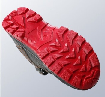 How to Choose Work Boots That Match Your Industry's Safety Needs