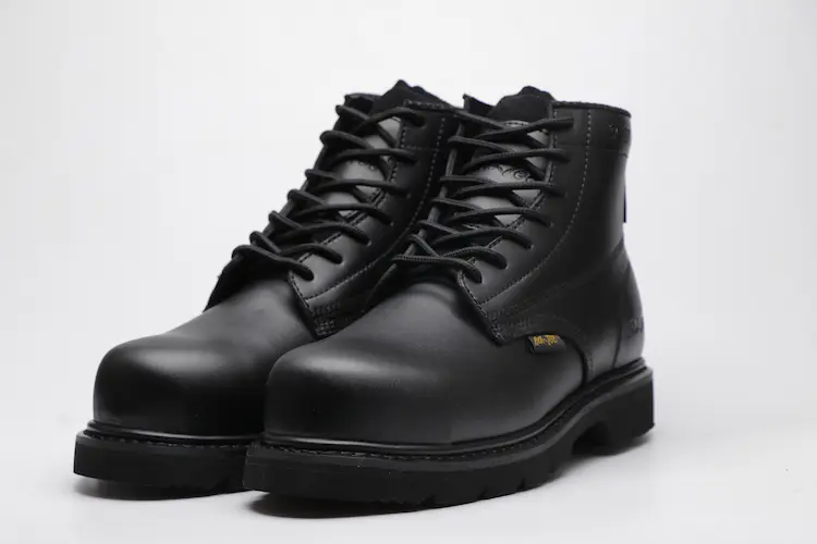 Details of safety boots