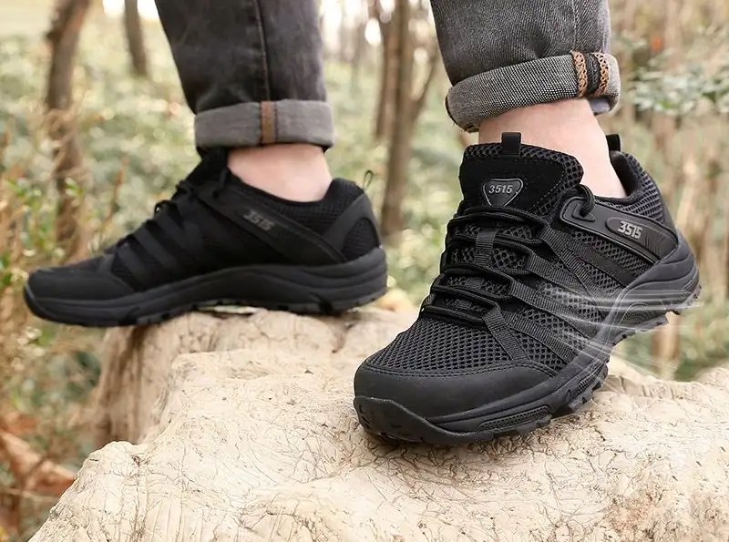 training shoes details