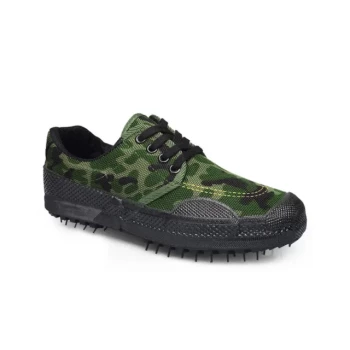 Versatile scarpa in tela mimetica con suola in gomma robusta
