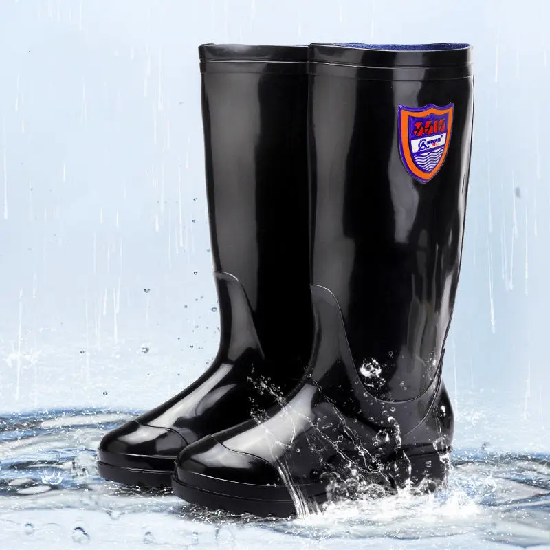 雨靴上的定制品牌徽标